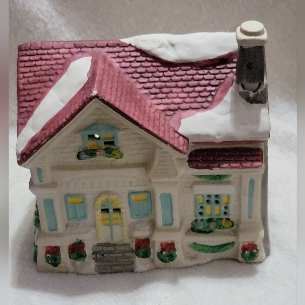 Vintage Porcelain Winter Valley Villages Christmas House